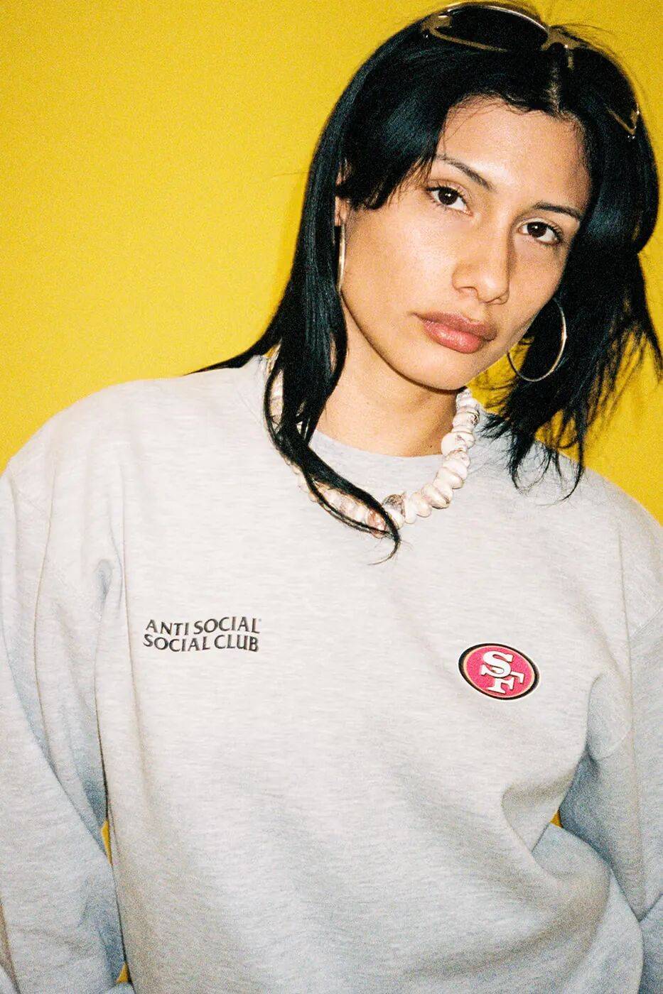 涵盖 32 支 NFL 球队！Anti Social Social Club x NFL 官方联名登场