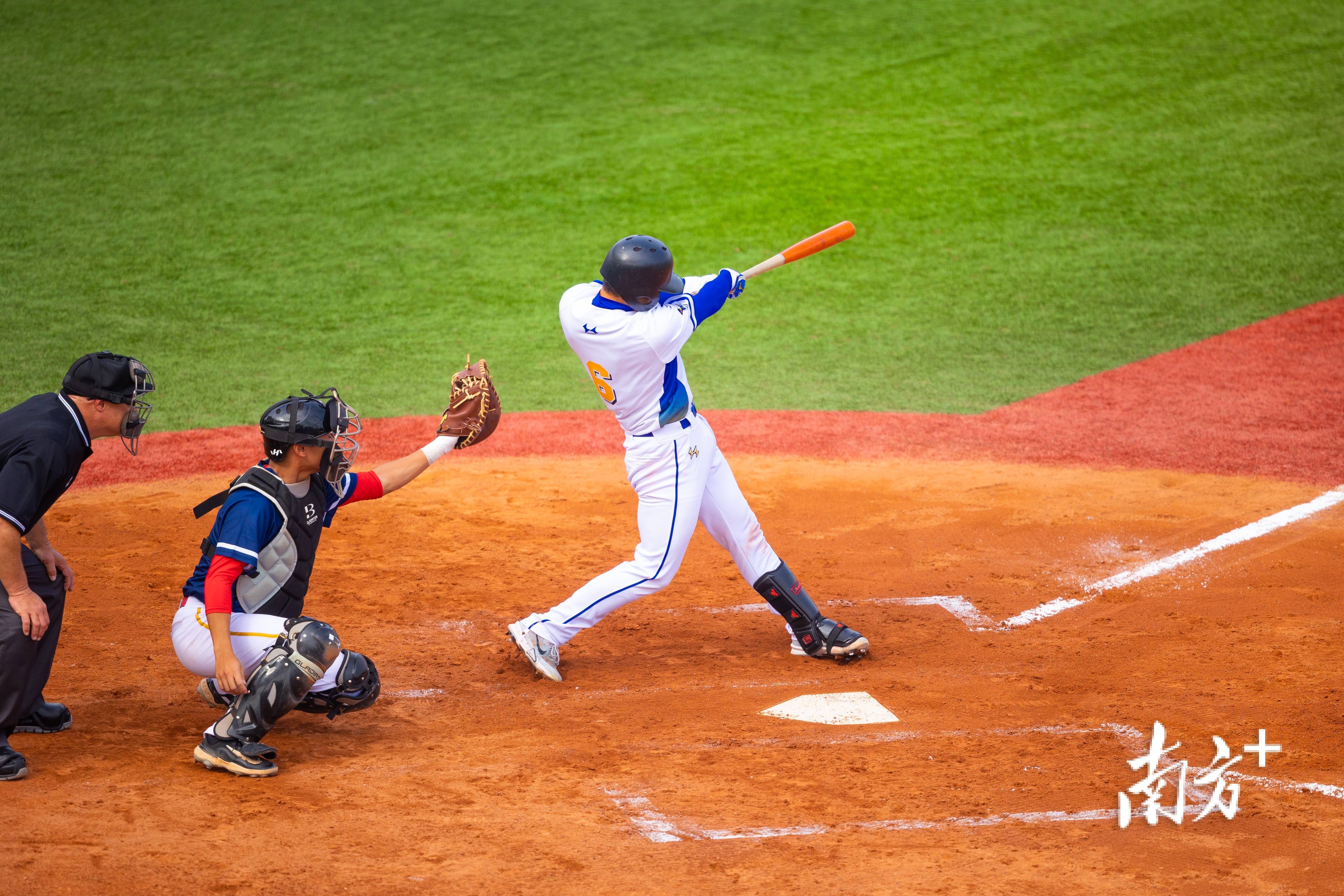 开云平台-十五运会棒球(qiú)项目在中山(shān)开赛，“00后”球(qiú)员挑大梁