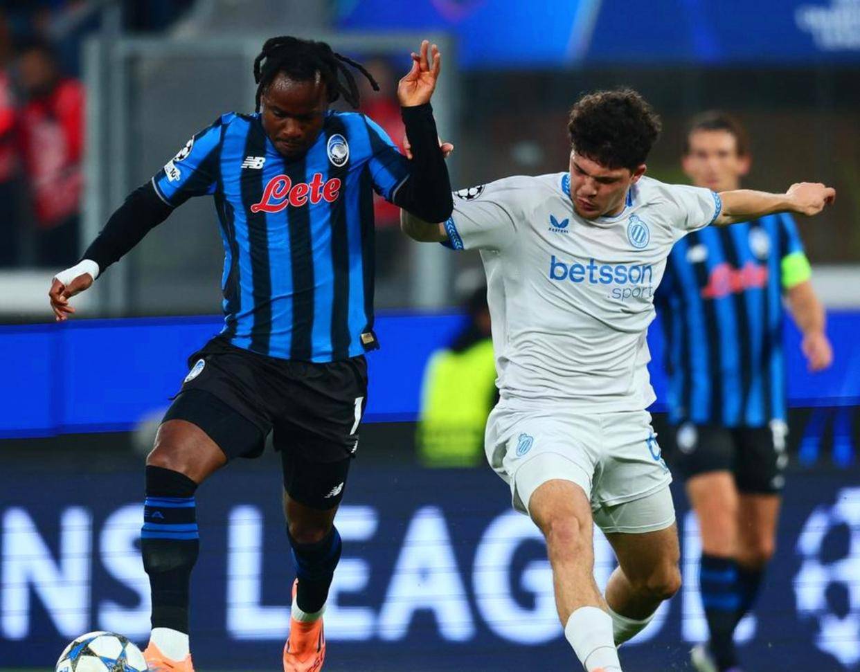 电话打来，库明加当场石化，勇士将他送到了从未联系过的亚特兰大，而那里早已有竞争者等待他